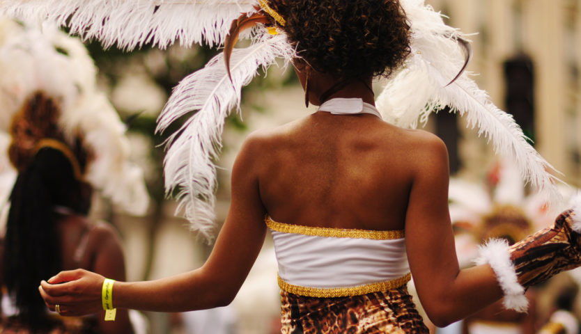 woman-dancing-samba-at-carnaval